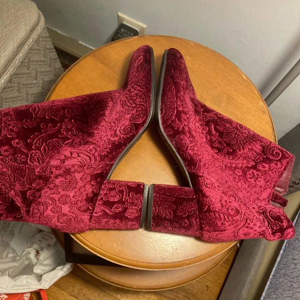 Women’s Red Velvet Paisley Ankle Boots - Picture 3 of 4